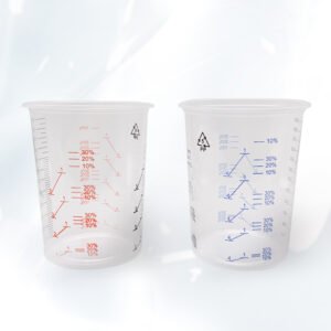 plastic paint mixing cups for mixing colors